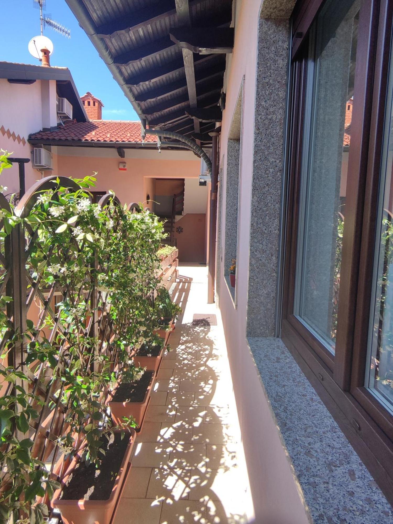 Jasmine Malpensa & Busto Center Apartman Busto Arsizio Kültér fotó